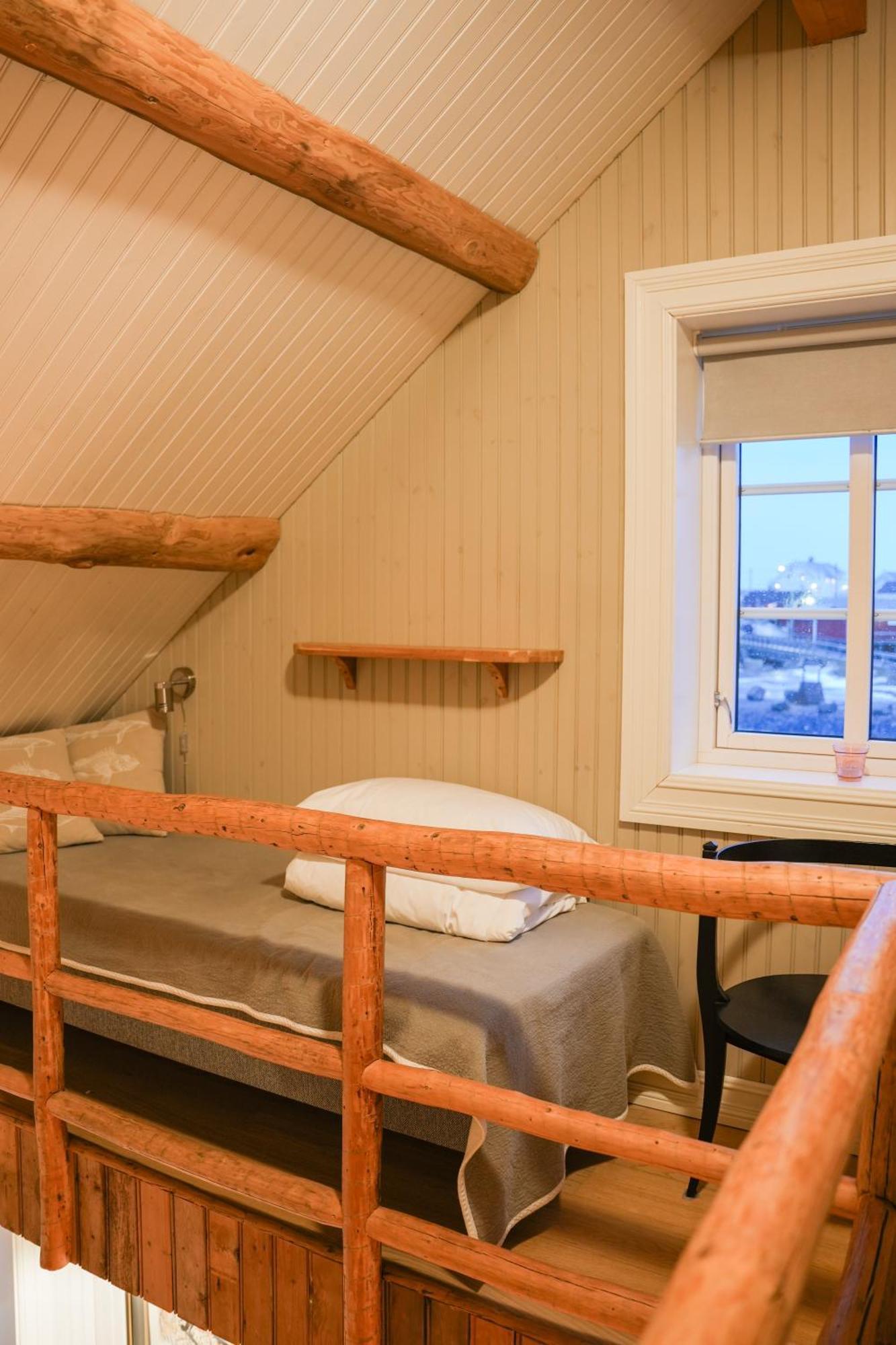 Mini Apartment Sakrisoy Рейне Экстерьер фото